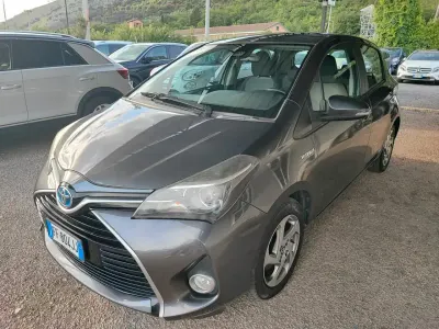 Usata Toyota Yaris Hybrid