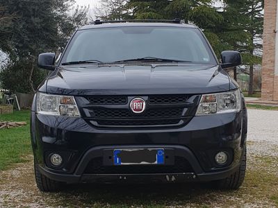 Usata Fiat Freemont 170 CV (125 kW) 2012 Nero SUV