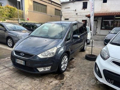 Usata Ford Galaxy Ghia 140 CV (102 kW) 2007 Blu Monovolume