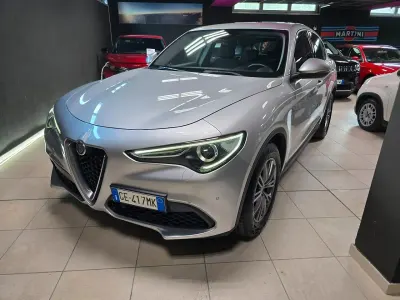 Usata Alfa Romeo Stelvio Super 160 CV (117 kW) 2021 Grigio SUV