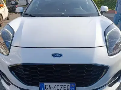 Usata Ford Puma 125 CV (91 kW) 2020 Bianco SUV