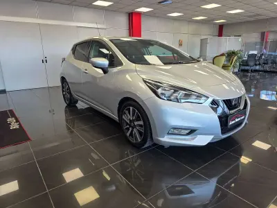 Usata Nissan Micra N-Connecta 90 CV (66 kW) 2017 Argento Utilitaria