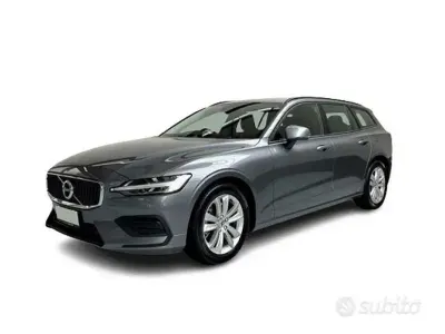 Usata Volvo V60 145 CV (106 kW) 2021 Grigio Station wagon