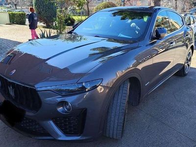 Grigio Usata 2019 Maserati Levante SUV | 41.000 €