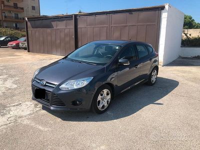 Usata Ford Focus Titanium S 125 CV (91 kW) 2013 Blu Berlina