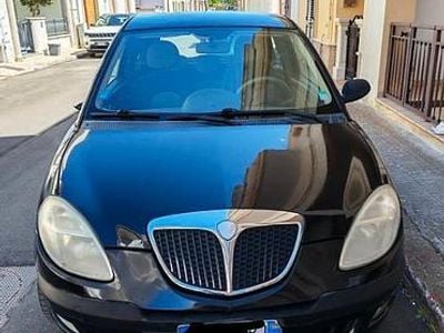 Usata Lancia Ypsilon 60 CV (44 kW) 2006 Nero Utilitaria