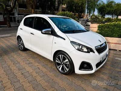 Usata Peugeot 108 Allure 82 CV (60 kW) 2015 Bianco Berlina