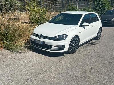 Usata VW Golf VII GTD 184 CV (135 kW) 2015 Bianco Utilitaria