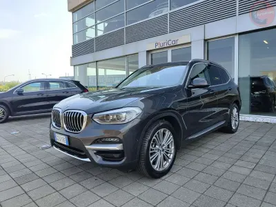 Usata BMW X3 Luxury Line 184 CV (135 kW) 2021 Grigio SUV