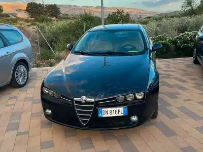 Usata Alfa Romeo 159 150 CV (110 kW) 2008 Bluazzurro Station wagon