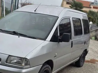 Usata Fiat Sedici 109 CV (80 kW) 2005 SUV