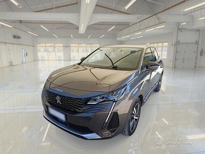 Usata Peugeot 3008 Business-Line 131 CV (96 kW) 2022 Grigio SUV