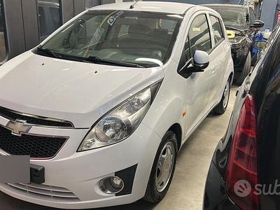 Usata Chevrolet Spark 68 CV (50 kW) 2011 Bianco Utilitaria