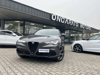 Usata Alfa Romeo Stelvio Veloce 209 CV (153 kW) 2024 Grigio SUV