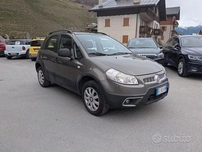 Usata Fiat Sedici Emotion 120 CV (88 kW) 2010 Marrone SUV