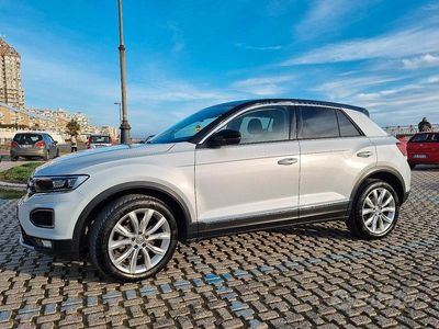 Usata VW T-Roc 116 CV (85 kW) 2019 Bianco SUV