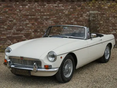 Usata MG B 96 CV (70 kW) 1966 Bianco Cabrio