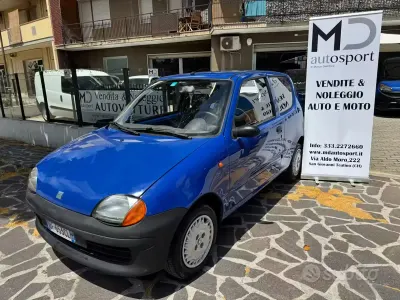 Usata Fiat Seicento S 39 CV (28 kW) 2000 Bluazzurro Utilitaria