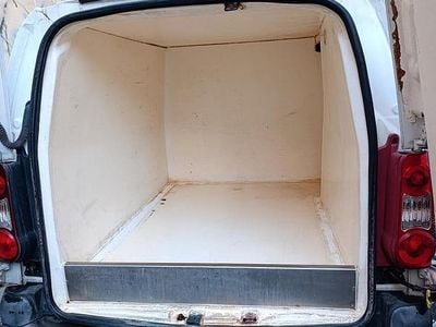 Usata Peugeot Partner 92 CV (67 kW) 2011 Bianco Monovolume