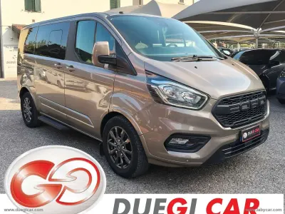 Usata Ford Tourneo Custom 131 CV (96 kW) 2019 Oro Furgone