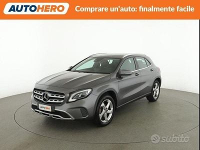 Usata Mercedes GLA180 110 CV (80 kW) 2017 Grigio SUV
