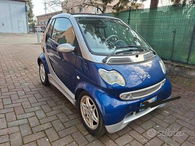 Usata Smart ForTwo Cabrio Pure 61 CV (44 kW) 2004 Nero Cabrio