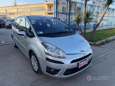 Begagnad Citroën C4 Picasso 110 HK (80 kW) 2009 Grå Minibuss