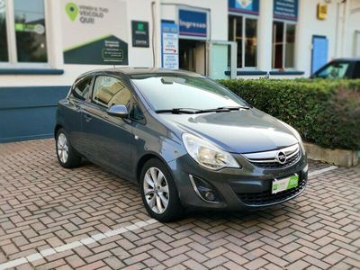 usata Opel Corsa 1.2 3 porte Elective