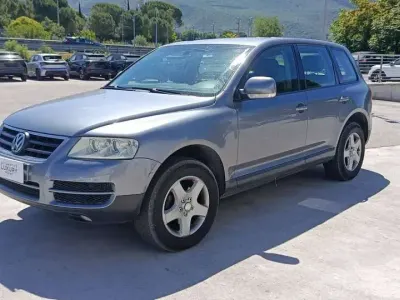 Usata VW Touareg R 174 CV (127 kW) 2004 Grigio SUV
