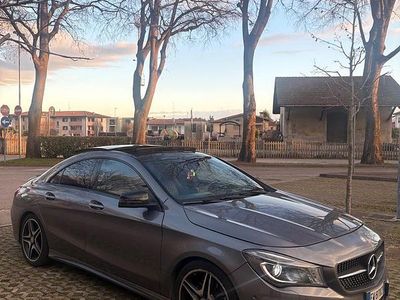 Usata Mercedes CLA220 177 CV (130 kW) 2014 Grigio Berlina