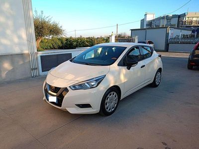 Usata Nissan Micra Visia 71 CV (52 kW) 2018 Beige Utilitaria