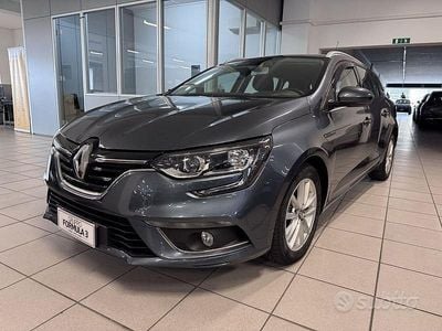 Usata Renault Mégane GrandTour 110 CV (80 kW) 2017 Grigio Station wagon