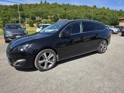 Usata Peugeot 308 Active 120 CV (88 kW) 2016 Nero Station wagon