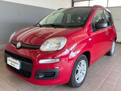 Usata Fiat Panda Pop 69 CV (50 kW) 2012 Rosso Utilitaria