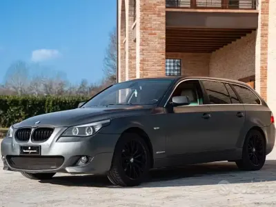 Usata BMW 530 231 CV (169 kW) 2005 Beige Station wagon