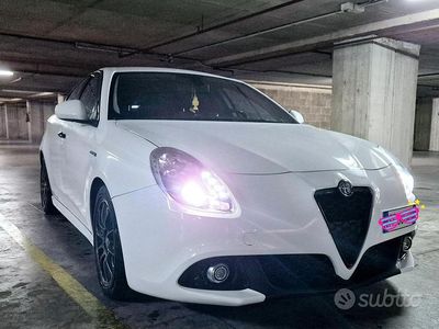 Usata Alfa Romeo Giulietta 2016 Bianco Utilitaria