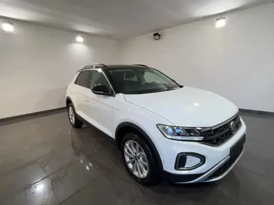 Nuova VW T-Roc Edition 150 CV (110 kW) 2026 0qa1  pure white/nero SUV