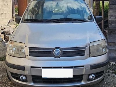 Usata Fiat Panda Dynamic 70 CV (51 kW) 2004 Argento Utilitaria