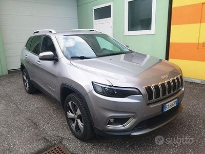 Usata Jeep Cherokee 194 CV (142 kW) 2019 Grigio SUV