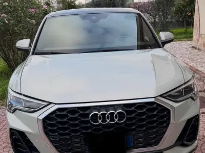 Usata Audi Q3 Sportback Comfort 150 CV (110 kW) 2020 Grigio SUV