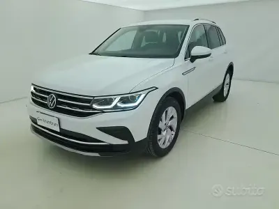 Usata VW Tiguan Elegance 150 CV (110 kW) 2022 Bianco SUV