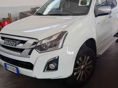 Usata Isuzu D-Max 163 CV (119 kW) 2020 Bianco SUV