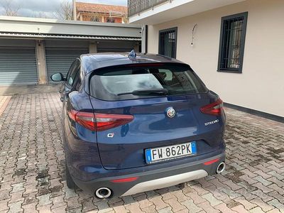Usata Alfa Romeo Stelvio 210 CV (154 kW) 2019 Blu SUV