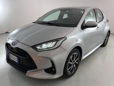 Usata Toyota Yaris Hybrid Trend 92 CV (67 kW) 2022 Grigio Berlina