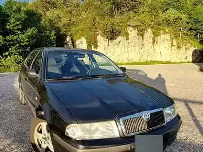 Usata Skoda Octavia 110 CV (80 kW) 2001 Nero Berlina