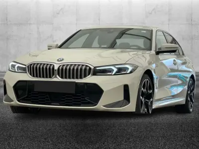 Usata BMW 330e M Sport 292 CV (214 kW) 2025 Bianco Berlina