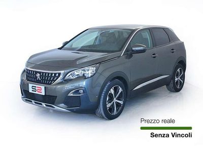 Usata Peugeot 3008 Allure 131 CV (96 kW) 2019 Verde SUV