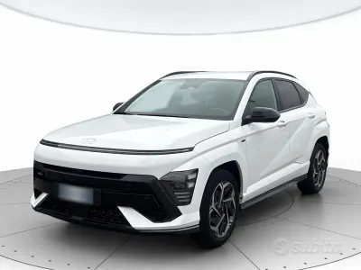Usata Hyundai Kona N Line 120 CV (88 kW) 2023 Bianco SUV