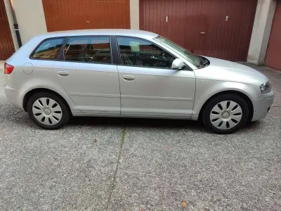 Usata Audi A3 Attraction 105 CV (77 kW) 2007 Argento Utilitaria