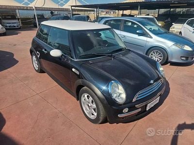 Usata Mini One D Seven 88 CV (64 kW) 2006 Nero Utilitaria